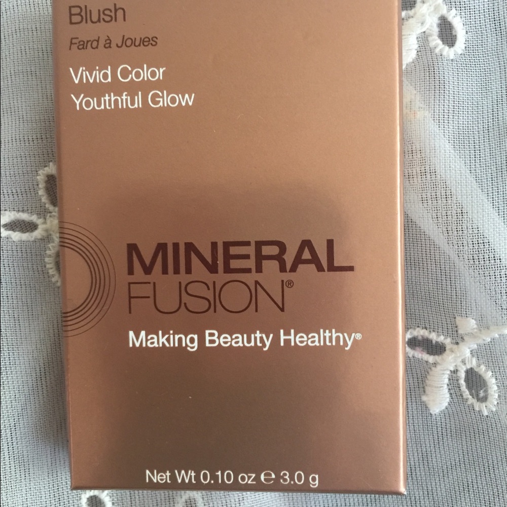 Mineral Fusion Blush